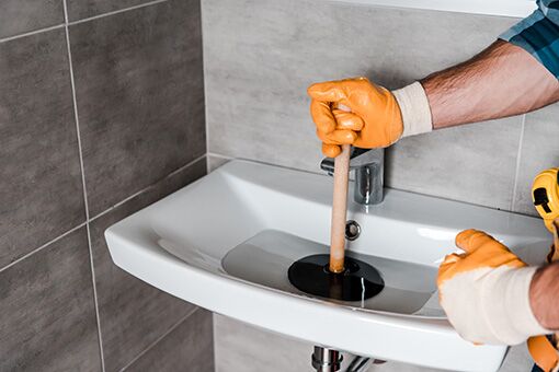 Bethlehem Residential Plumber Fixing Water Backing Up in Allentown Apartment